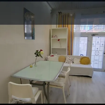 Apartment Youth Vita Zagreb Exterior photo