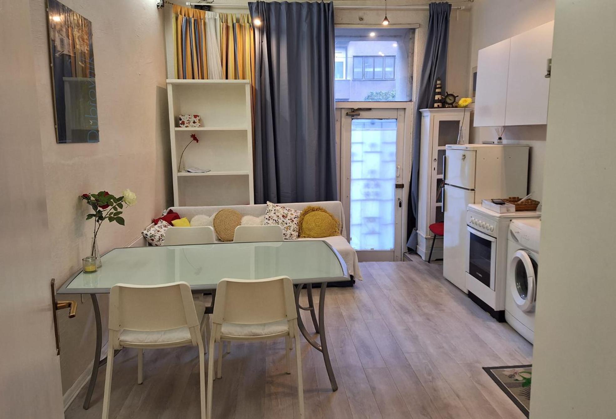 Apartment Youth Vita