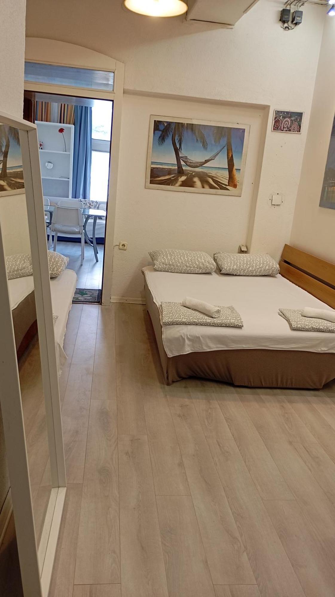 Apartment Youth Vita * Zagreb